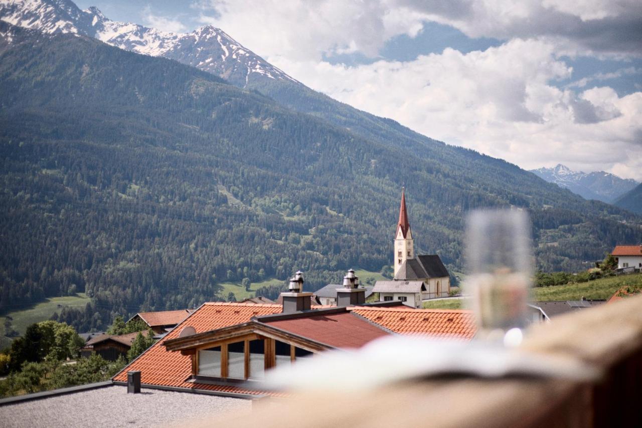 Apart Bock Apartamento Stanz Bei Landeck Exterior foto